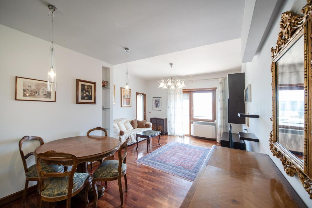 Appartamento Vista Mare Napoli Buitenkant foto